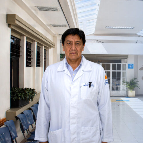 DR. CARLOS ORTIZ 2 Dr. Carlos Ortiz Guachichullca