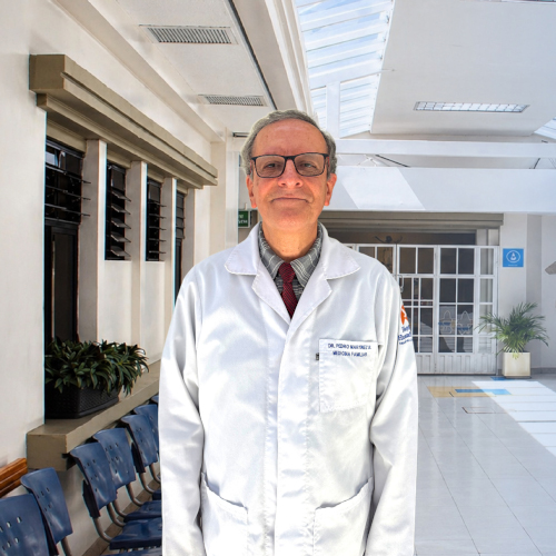 DR. PEDRO MARTINEZ 2 Dr. Pedro Martínez Borrero