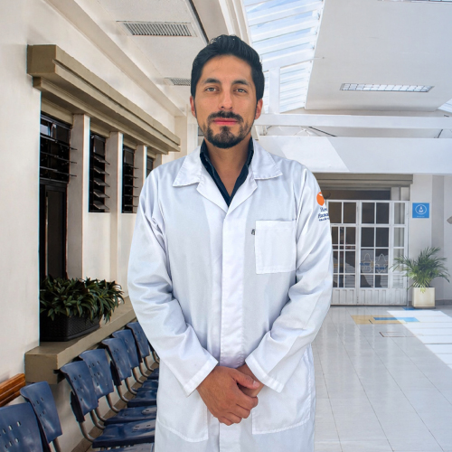 Dr. Edmundo Fajardo