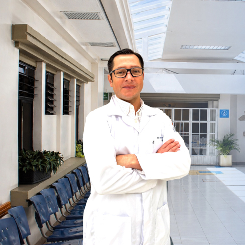 DR. JUAN JOSE AGUILAR 2 Dr. Juan José Aguilar Astudillo