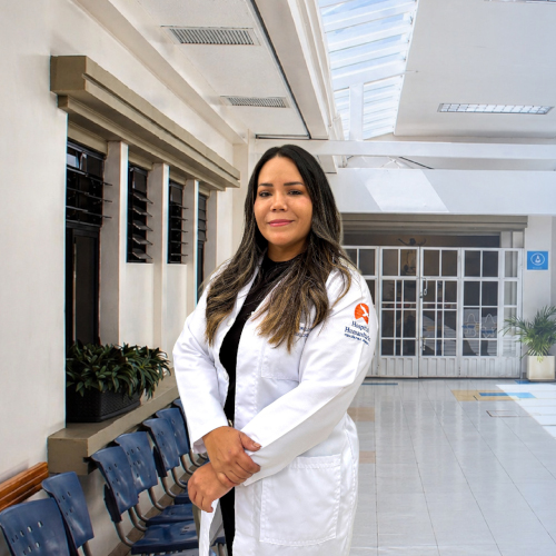DRA. FERNANDA BERNAL 2 Dr. Fernanda Bernal