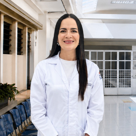 Dra. Ma. Isabel Orellana